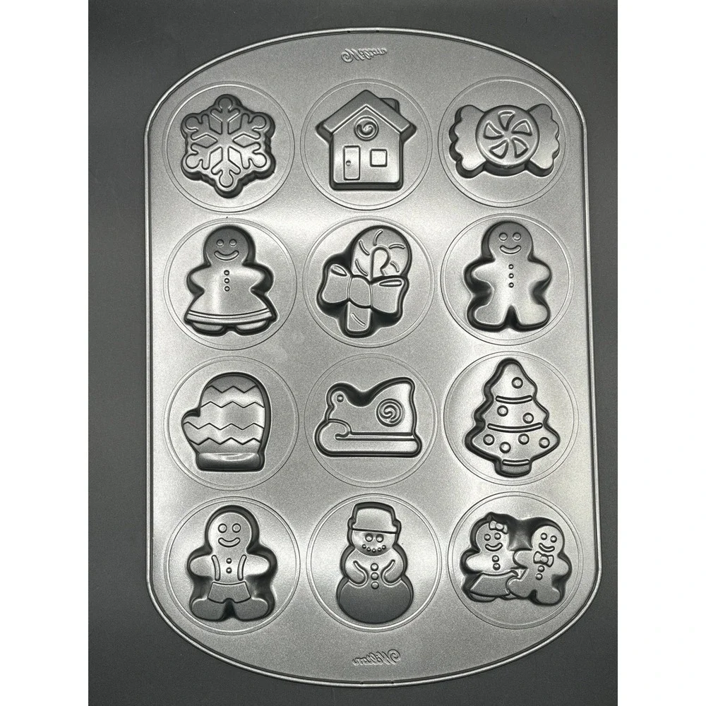 Wilton Holiday Christmas Cookie Pan 12 Gingerbread Snowman Non-Stick Metal